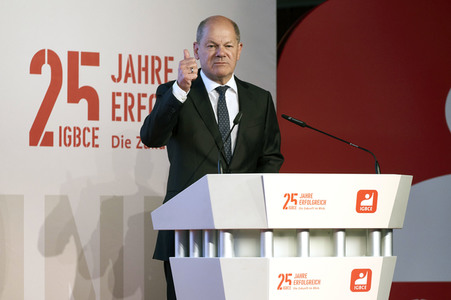 Festakt '25 Jahre erfolgreich - IGBCE' in Hannover