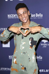 Late Night Shopping Party in Hamburg