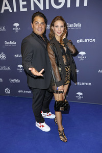 Late Night Shopping Party in Hamburg