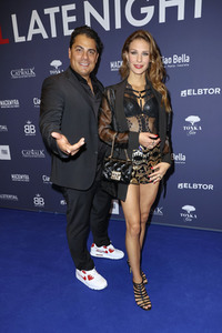 Late Night Shopping Party in Hamburg