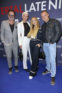 Late Night Shopping Party in Hamburg