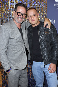 Late Night Shopping Party in Hamburg