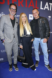 Late Night Shopping Party in Hamburg