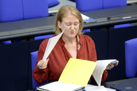 56. Sitzung des Deutschen Bundestages in Berlin