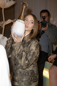 Launch des neuen Duftes 'J'adore Parfum d’eau' von Dior in Berlin