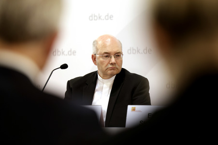 Pressekonferenz zur Aufarbeitung sexuellen Missbrauchs bei der Herbst-Vollversammlung der Deutschen Bischofskonferenz in Fulda