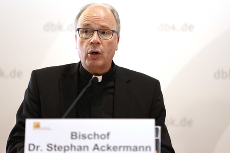 Pressekonferenz zur Aufarbeitung sexuellen Missbrauchs bei der Herbst-Vollversammlung der Deutschen Bischofskonferenz in Fulda