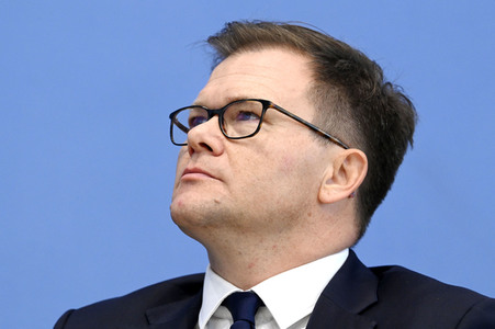 Bundespressekonferenz Bericht des Beauftragten der Bundesregierung für Ostdeutschland 2022 in Berlin