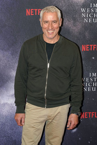 Filmpremiere 'Im Westen nichts Neues' in Berlin