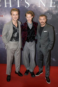 Filmpremiere 'Im Westen nichts Neues' in Berlin