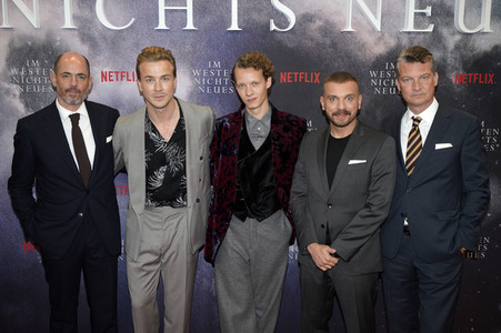 Filmpremiere 'Im Westen nichts Neues' in Berlin