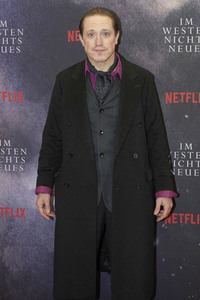 Filmpremiere 'Im Westen nichts Neues' in Berlin