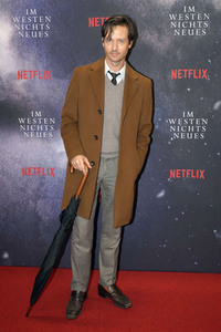 Filmpremiere 'Im Westen nichts Neues' in Berlin