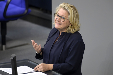 57. Sitzung des Deutschen Bundestages in Berlin