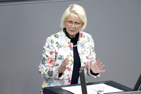 57. Sitzung des Deutschen Bundestages in Berlin