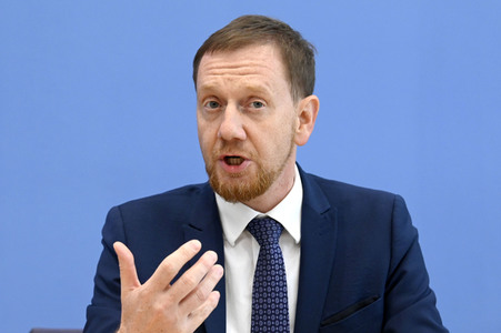 Bundespressekonferenz Großforschungszentren in der Lausitz in Berlin