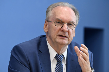 Bundespressekonferenz Großforschungszentren in der Lausitz in Berlin