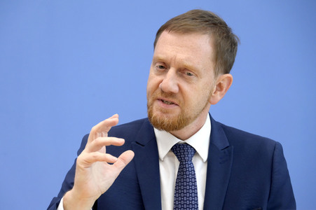 Bundespressekonferenz Großforschungszentren in der Lausitz in Berlin