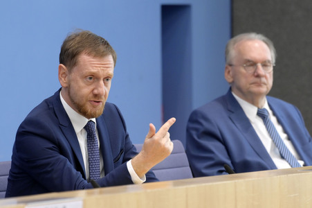 Bundespressekonferenz Großforschungszentren in der Lausitz in Berlin