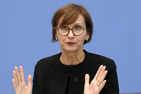 Bundespressekonferenz Großforschungszentren in der Lausitz in Berlin