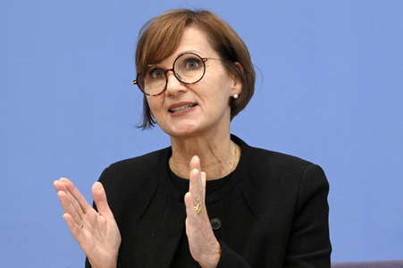 Bundespressekonferenz Großforschungszentren in der Lausitz in Berlin