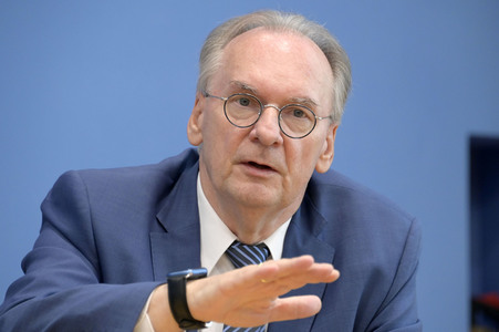 Bundespressekonferenz Großforschungszentren in der Lausitz in Berlin