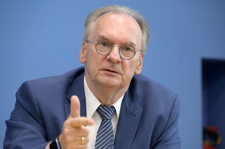 Bundespressekonferenz Großforschungszentren in der Lausitz in Berlin