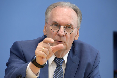 Bundespressekonferenz Großforschungszentren in der Lausitz in Berlin