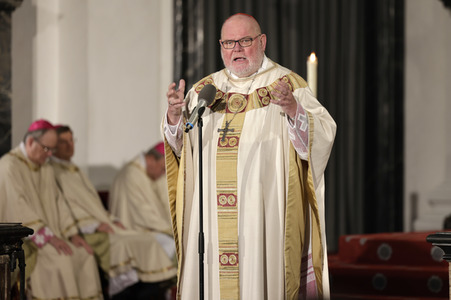 Gedächtnisgottesdienst bei der Herbst-Vollversammlung der Deutschen Bischofskonferenz in Fulda