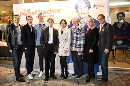 Filmpremiere 'Der Passfälscher' in München