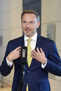 58. Sitzung des Deutschen Bundestages in Berlin