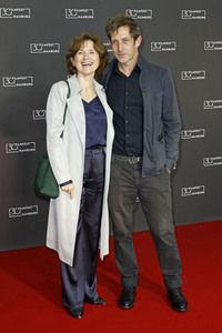 Festivaleröffnung und Filmpremiere 'Wir sind dann wohl die Angehörigen', Filmfest Hamburg 2022