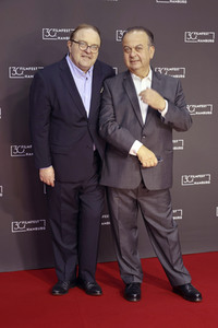 Festivaleröffnung und Filmpremiere 'Wir sind dann wohl die Angehörigen', Filmfest Hamburg 2022
