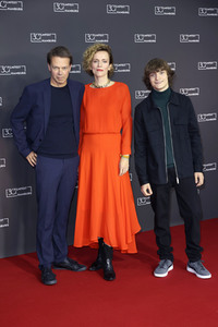 Festivaleröffnung und Filmpremiere 'Wir sind dann wohl die Angehörigen', Filmfest Hamburg 2022