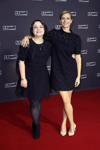 Festivaleröffnung und Filmpremiere 'Wir sind dann wohl die Angehörigen', Filmfest Hamburg 2022