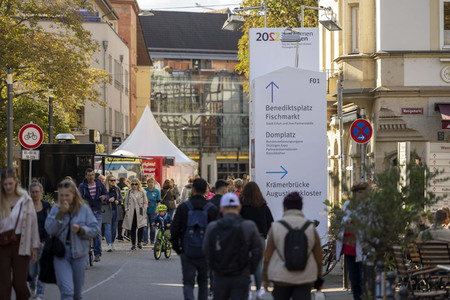 Aufbau für den Tag der Deutschen Einheit 2022 in Erfurt