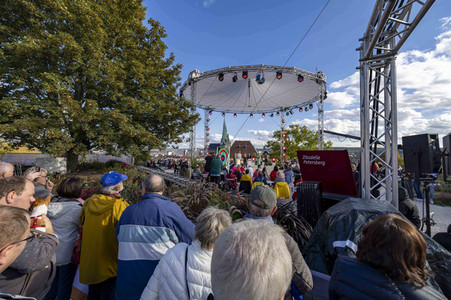 Aufbau für den Tag der Deutschen Einheit 2022 in Erfurt