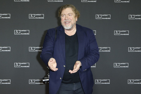 Filmpremiere 'Nachtschicht – Die Ruhe vor dem Sturm', Filmfest Hamburg 2022