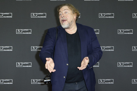 Filmpremiere 'Nachtschicht – Die Ruhe vor dem Sturm', Filmfest Hamburg 2022