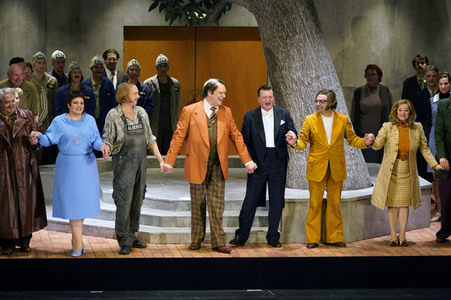 Opernpremiere 'Ring-Zyklus I: Das Rheingold' in Berlin