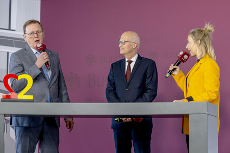 Symbolische Übergabe der Bundesratspräsidentschaft in Erfurt