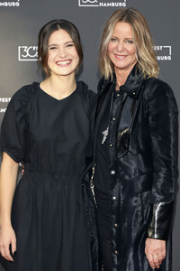 Filmpremiere 'In einem Land, das es nicht mehr gibt', Filmfest Hamburg 2022