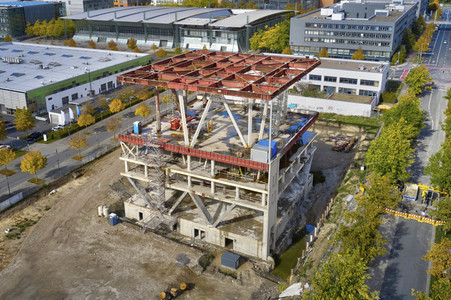 Umbau vom Niederländischen Pavillon in Hannover