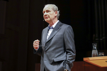 Lit.Cologne 2022 Spezial mit Ferdinand von Schirach in Köln