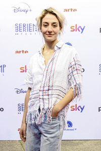 Festivaleröffnung und Staffel 2 Premiere 'Die Discounter',  Seriencamp Festival 2022 in München