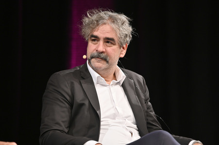 Lit.Cologne 2022 Spezial mit Michel Friedmann, Deniz Yücel und Nina Kunzendorf in Köln