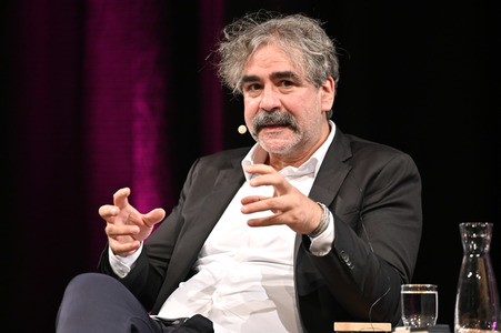 Lit.Cologne 2022 Spezial mit Michel Friedmann, Deniz Yücel und Nina Kunzendorf in Köln