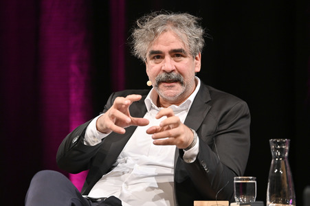 Lit.Cologne 2022 Spezial mit Michel Friedmann, Deniz Yücel und Nina Kunzendorf in Köln