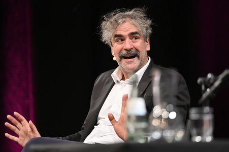 Lit.Cologne 2022 Spezial mit Michel Friedmann, Deniz Yücel und Nina Kunzendorf in Köln