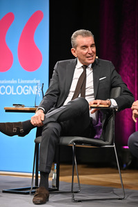 Lit.Cologne 2022 Spezial mit Michel Friedmann, Deniz Yücel und Nina Kunzendorf in Köln